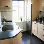 Id069 Englandsgade 13, 1th 에스비에르